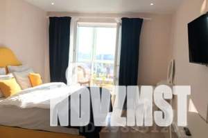 1-к квартира, посуточно, 48м2, 8/14 этаж