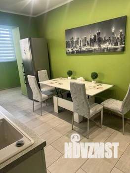 1-к квартира, посуточно, 51м2, 1/1 этаж