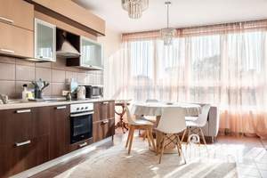 2-к квартира, посуточно, 90м2, 4/9 этаж