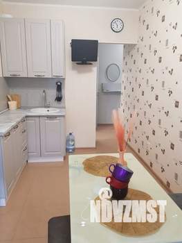 1-к квартира, посуточно, 41м2, 4/10 этаж