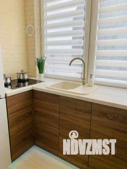 2-к квартира, посуточно, 40м2, 1/1 этаж