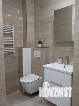 1-к квартира, посуточно, 43м2, 15/16 этаж