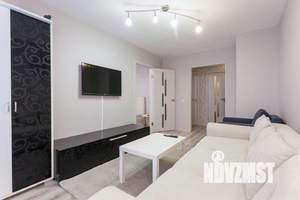 1-к квартира, посуточно, 46м2, 1/1 этаж