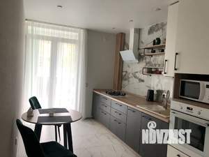 1-к квартира, посуточно, 40м2, 3/8 этаж