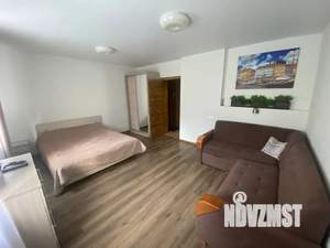 1-к квартира, посуточно, 35м2, 1/3 этаж
