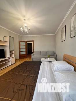 1-к квартира, посуточно, 43м2, 9/10 этаж