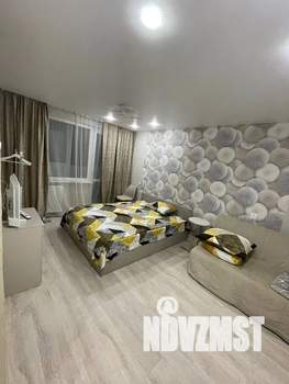 1-к квартира, посуточно, 34м2, 8/10 этаж