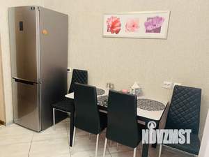 1-к квартира, посуточно, 42м2, 4/9 этаж