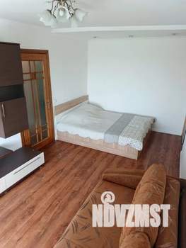 1-к квартира, посуточно, 32м2, 4/5 этаж