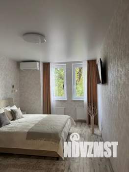 1-к квартира, посуточно, 42м2, 2/7 этаж