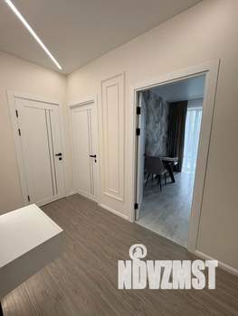 1-к квартира, посуточно, 39м2, 8/10 этаж