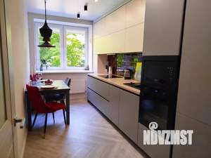 1-к квартира, посуточно, 60м2, 2/10 этаж