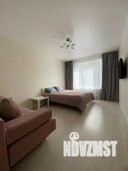 1-к квартира, посуточно, 39м2, 3/8 этаж
