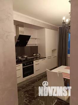 1-к квартира, посуточно, 49м2, 5/10 этаж