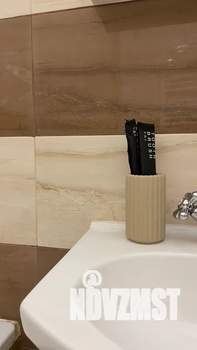 1-к квартира, посуточно, 39м2, 4/9 этаж