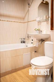 1-к квартира, посуточно, 43м2, 1/1 этаж
