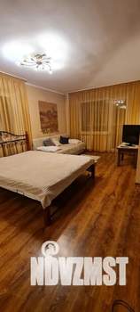 1-к квартира, посуточно, 32м2, 3/5 этаж
