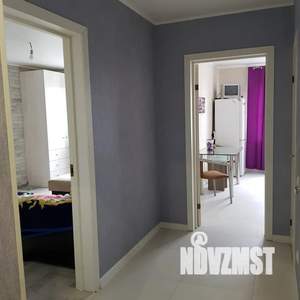 1-к квартира, посуточно, 43м2, 6/9 этаж