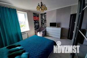 1-к квартира, посуточно, 40м2, 8/8 этаж