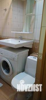 3-к квартира, на длительный срок, 42м2, 1/5 этаж