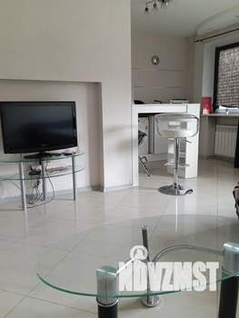 Студия квартира, посуточно, 38м2, 3/5 этаж