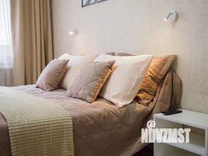 1-к квартира, посуточно, 32м2, 2/9 этаж