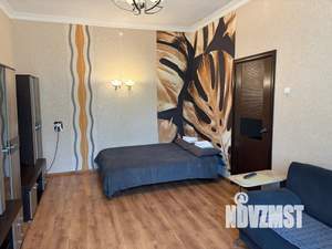 1-к квартира, посуточно, 40м2, 3/3 этаж