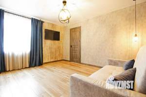 2-к квартира, посуточно, 38м2, 1/1 этаж