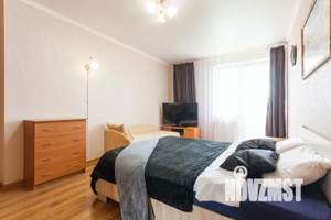 1-к квартира, посуточно, 49м2, 1/1 этаж