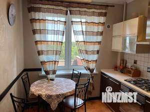 1-к квартира, посуточно, 40м2, 6/8 этаж