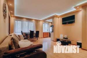 2-к квартира, посуточно, 43м2, 2/4 этаж