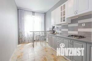 1-к квартира, посуточно, 42м2, 2/9 этаж