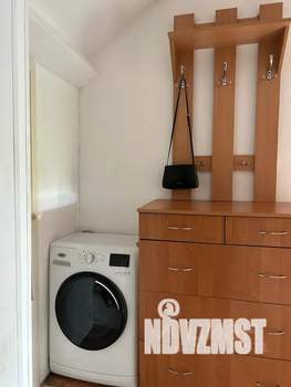 Студия квартира, посуточно, 35м2, 3/3 этаж