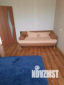 1-к квартира, посуточно, 32м2, 1/1 этаж