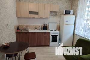 1-к квартира, посуточно, 32м2, 6/12 этаж