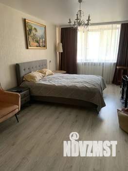 1-к квартира, посуточно, 38м2, 2/5 этаж