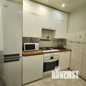 2-к квартира, посуточно, 45м2, 1/4 этаж