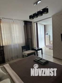 1-к квартира, посуточно, 40м2, 11/18 этаж