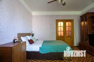 1-к квартира, посуточно, 42м2, 4/9 этаж