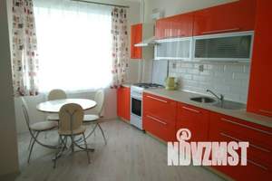 2-к квартира, посуточно, 45м2, 8/10 этаж