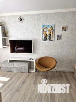 1-к квартира, посуточно, 43м2, 1/1 этаж