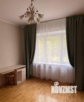 3-к квартира, на длительный срок, 120м2, 2/5 этаж