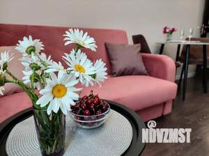 1-к квартира, посуточно, 42м2, 13/17 этаж