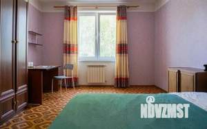 1-к квартира, посуточно, 42м2, 4/9 этаж