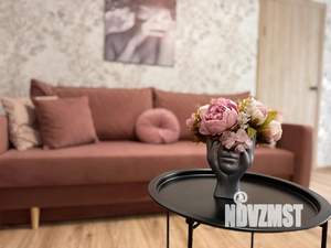 2-к квартира, посуточно, 45м2, 1/1 этаж