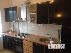 1-к квартира, посуточно, 43м2, 3/6 этаж