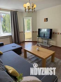 3-к квартира, посуточно, 101м2, 1/1 этаж