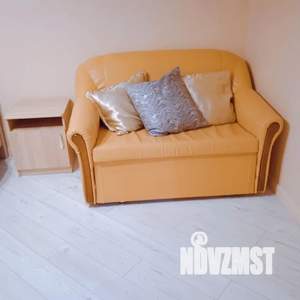 1-к квартира, посуточно, 39м2, 2/8 этаж