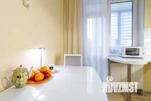 1-к квартира, посуточно, 42м2, 3/9 этаж