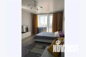 1-к квартира, посуточно, 42м2, 9/10 этаж